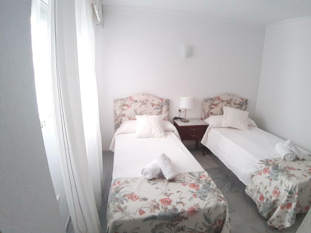 Spacious Beach Flat In Fuengirola - Los Boliches المظهر الخارجي الصورة
